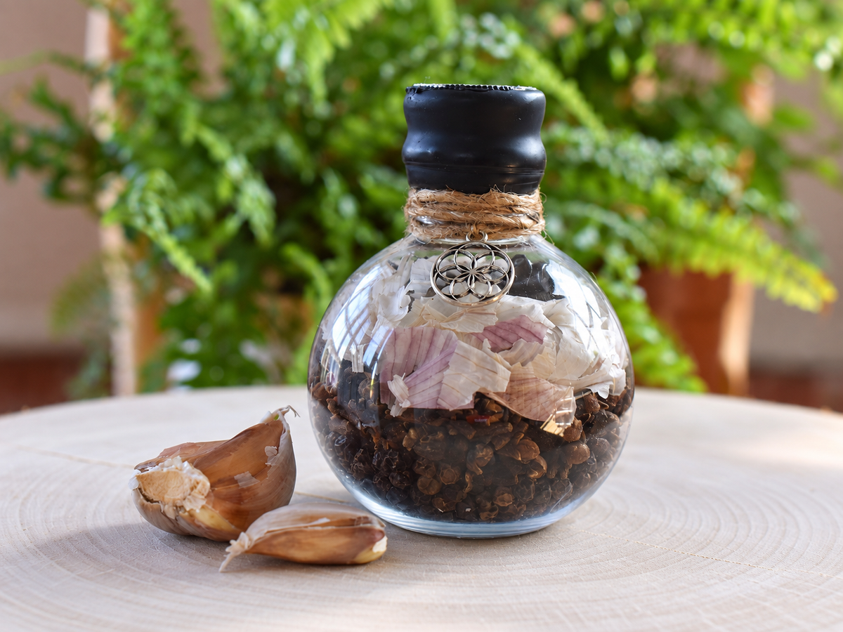 Hex Warding styled with garlic